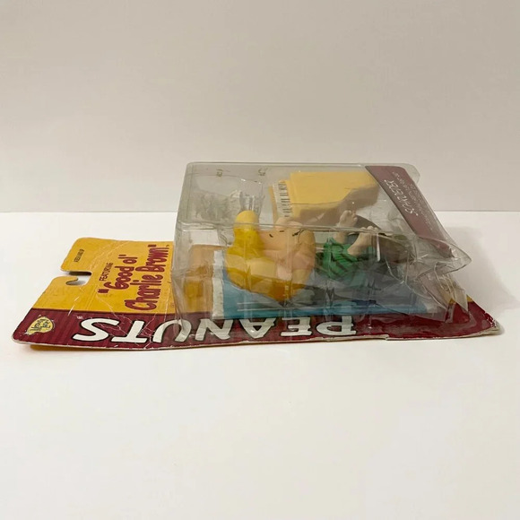 Peanuts Good ol Charlie Brown Schroeder Grand Piano Beethoven Bust Music Flaws - Picture 8 of 15